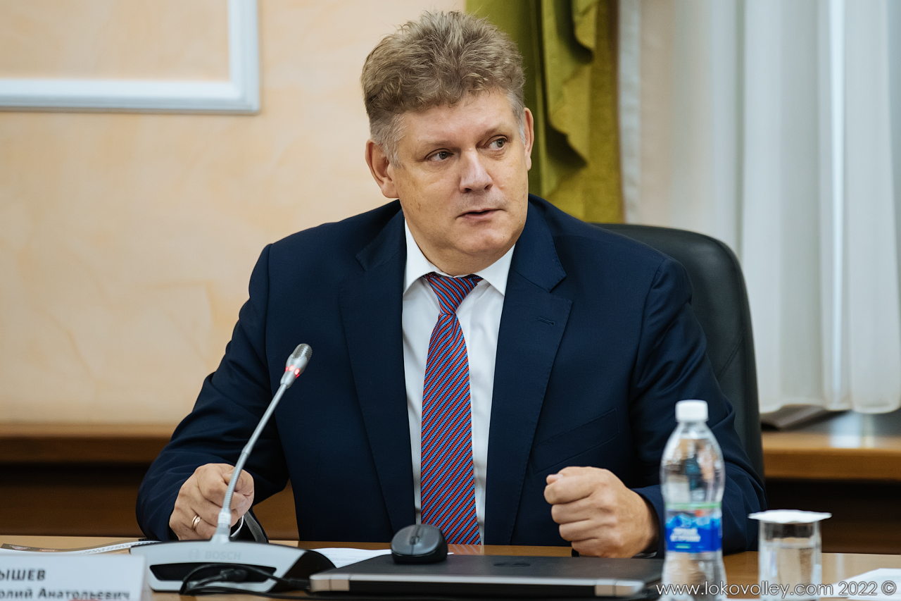 Фото В Управлении Западно-Сибирской железной дороги прошла встреча новосибирского «Локомотива» с руководством клуба. 3 - Сиб.ФМ Фото В Управлении Западно-Сибирской железной дороги прошла встреча новосибирского «Локомотива» с руководством клуба. 3